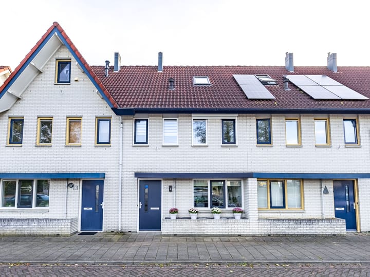 Photo 2 of De Border 10