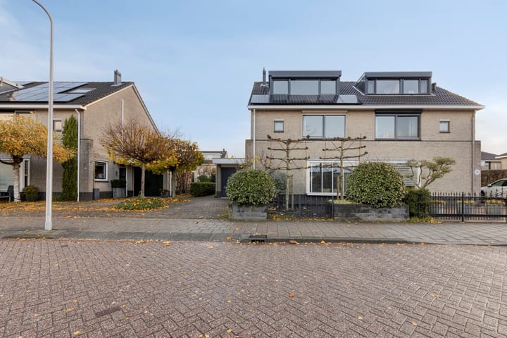 Foto 5 van Berliozstraat 14