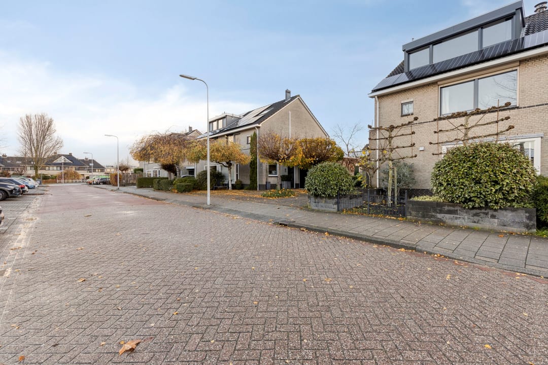 Foto 32 van Berliozstraat 14