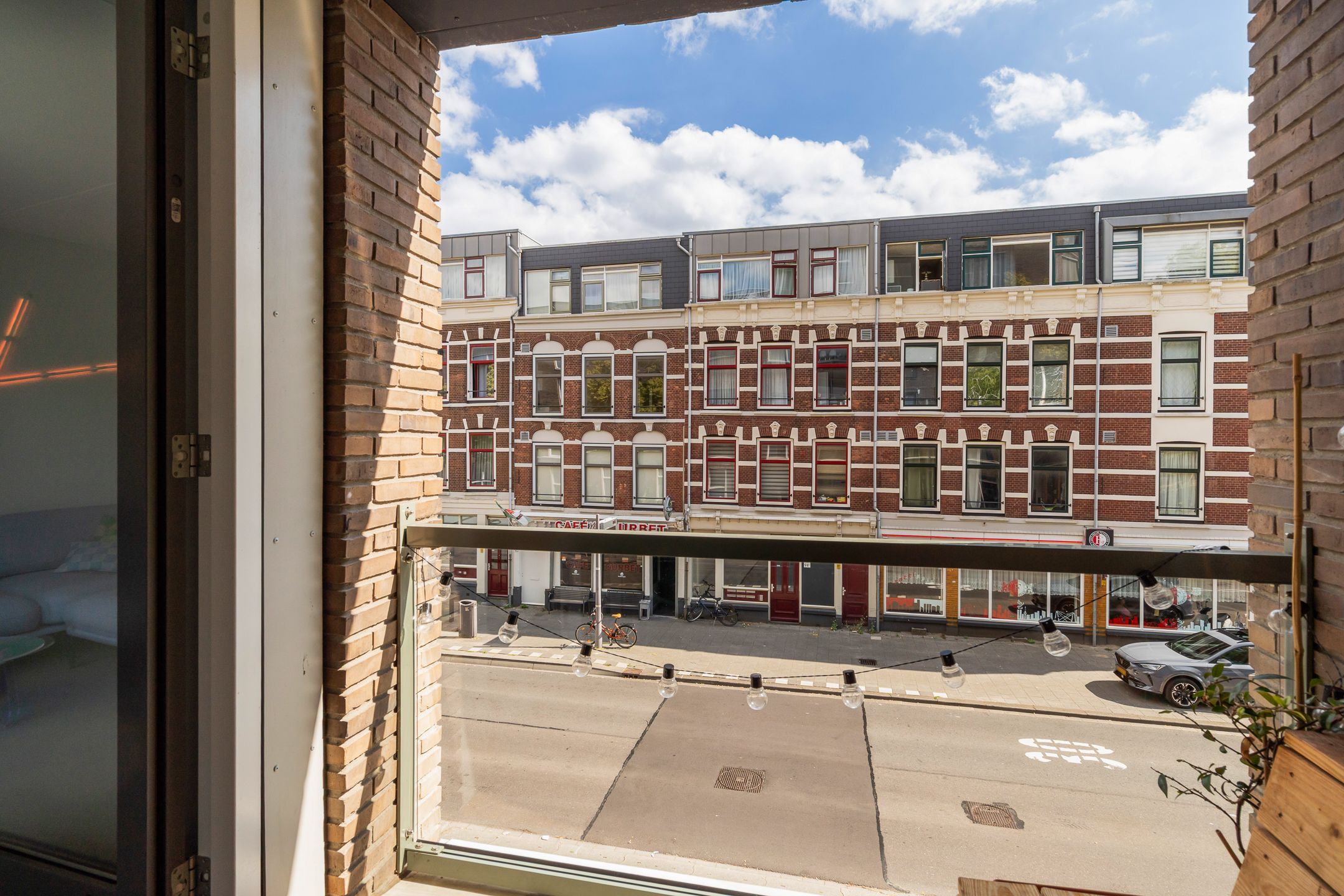 Photo 30 of Roentgenstraat 111