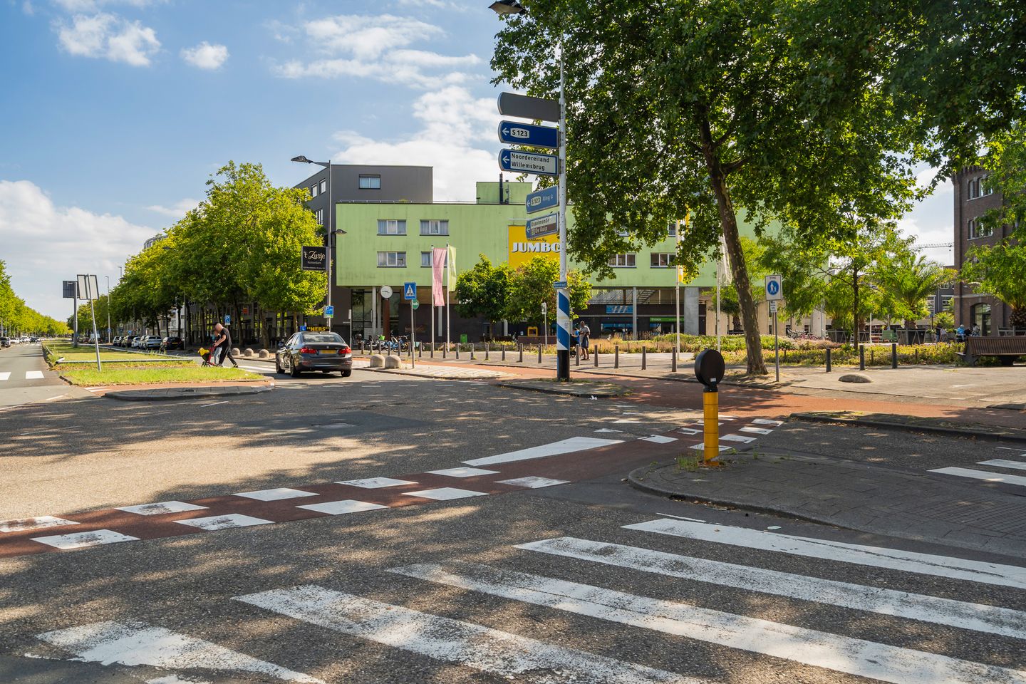 Photo 35 of Roentgenstraat 111