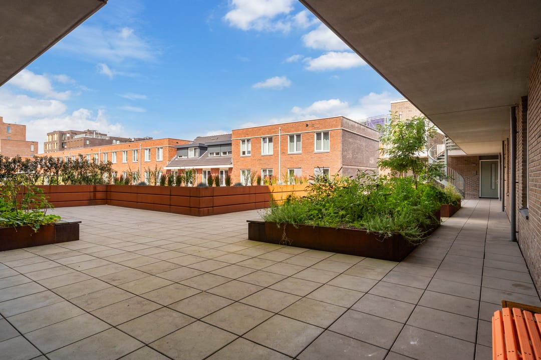 Photo 38 of Roentgenstraat 111