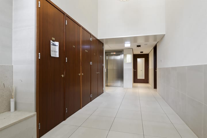 Foto 3 van Karel Appelhof 176-A