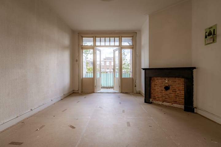 Photo 7 of Van Kinsbergenstraat 20-3