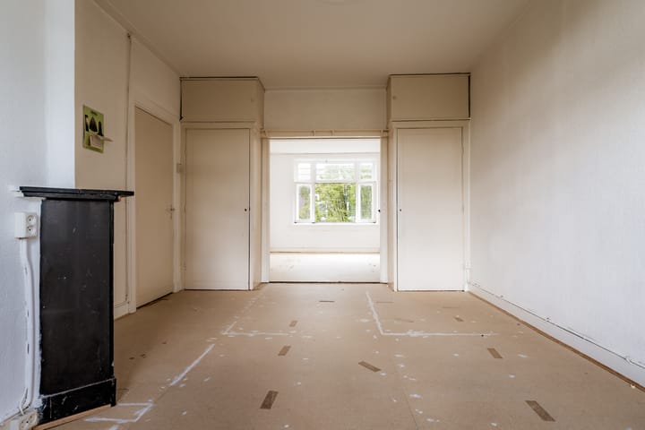 Photo 9 of Van Kinsbergenstraat 20-3