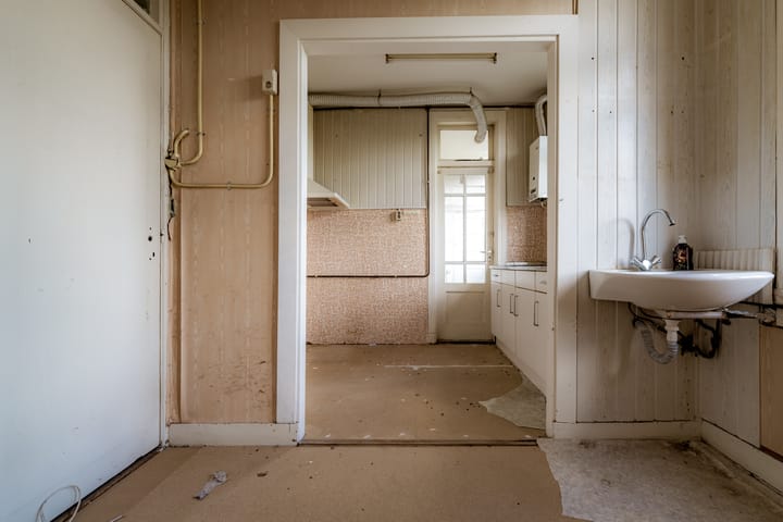 Photo 15 of Van Kinsbergenstraat 20-3