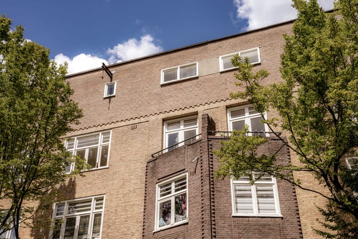 Photo 27 of Van Kinsbergenstraat 20-3