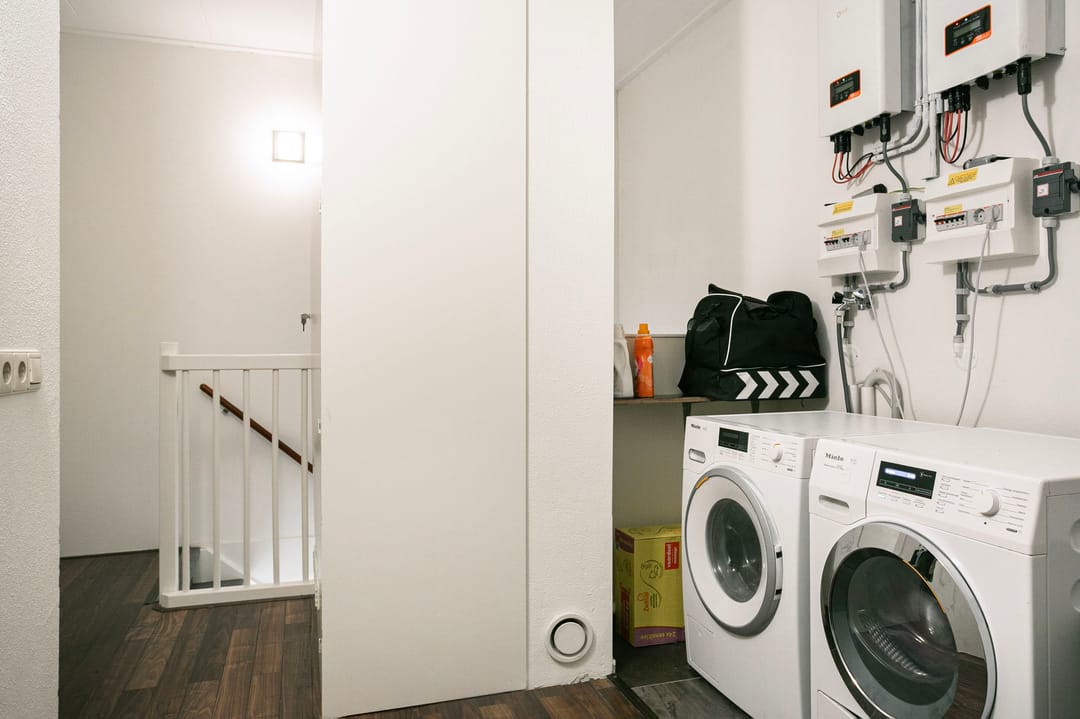 Photo 23 of Black Alicante 116