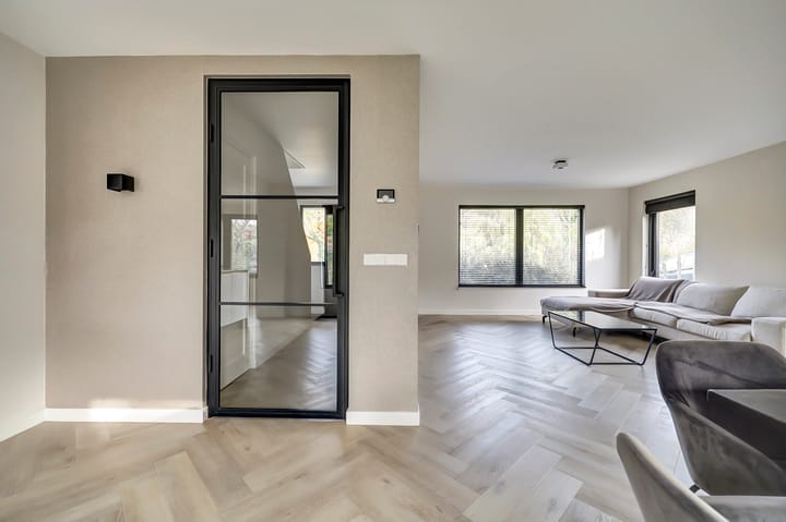 Photo 9 of Pauwenhof 45