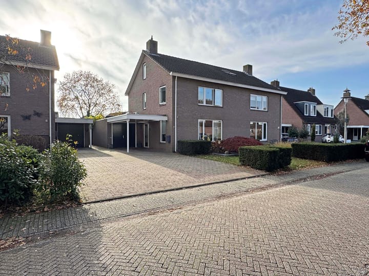 Photo 6 of Roosje Vosstraat 27