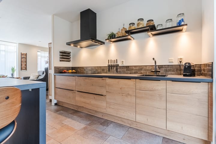 Photo 15 of Roland Larijstraat 5