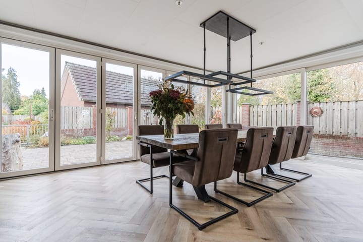 Photo 19 of Roland Larijstraat 5