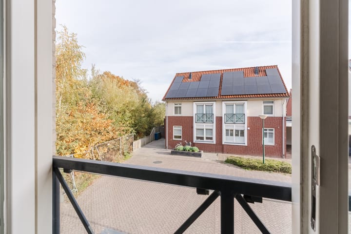 Photo 26 of Roland Larijstraat 5