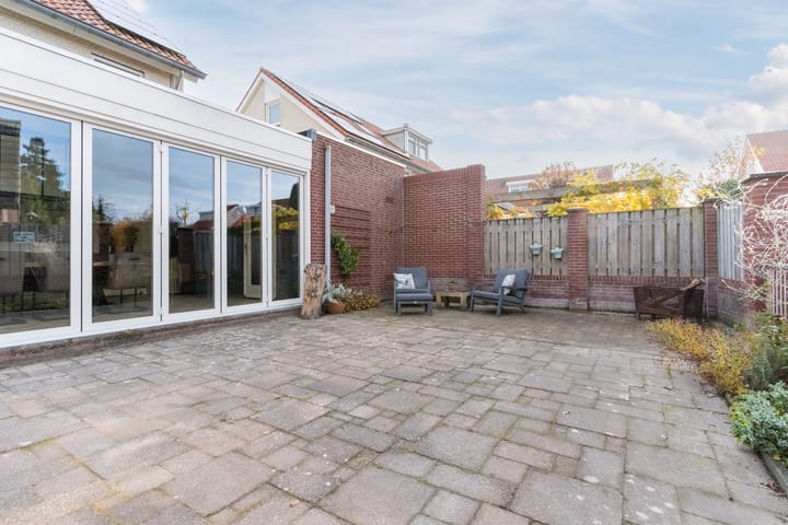 Photo 45 of Roland Larijstraat 5