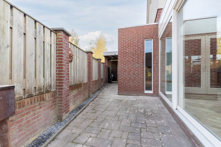 Photo 51 of Roland Larijstraat 5