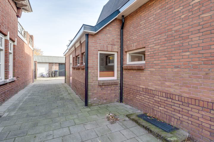 Foto 9 van Julianastraat 80