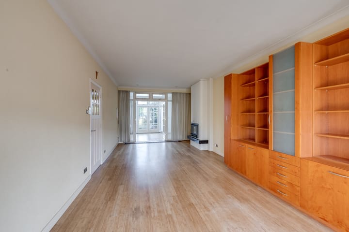 Foto 15 van Julianastraat 80