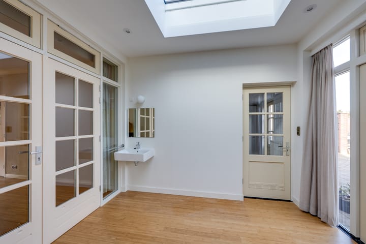 Foto 19 van Julianastraat 80