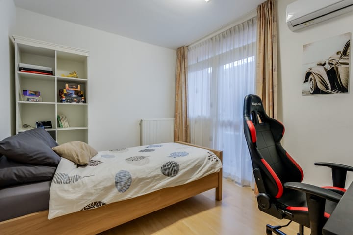 Photo 32 of Landstraat 50-A