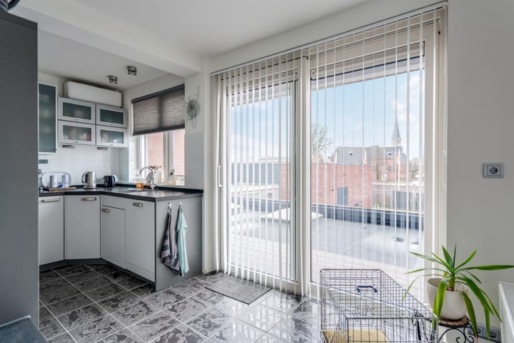 Photo 40 of Landstraat 50-A