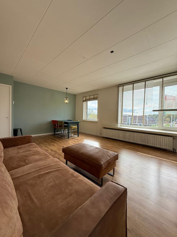 Foto 5 van Leyweg 430