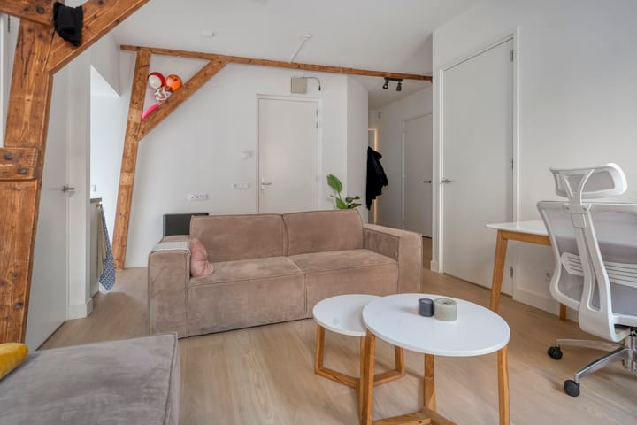 Photo 13 of Karnemelkstraat 7