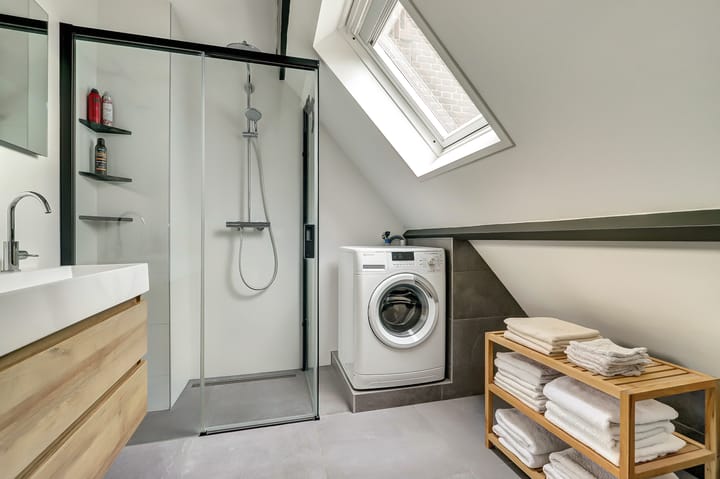 Photo 4 of Tooropstraat 195