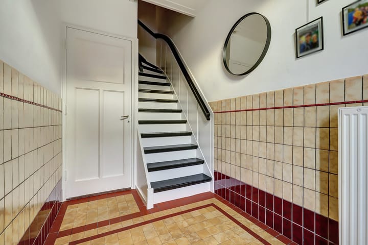 Photo 9 of Tooropstraat 195