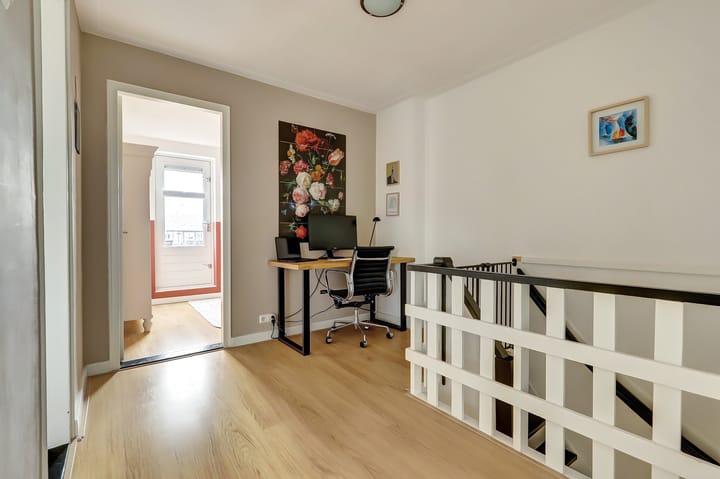 Photo 38 of Tooropstraat 195