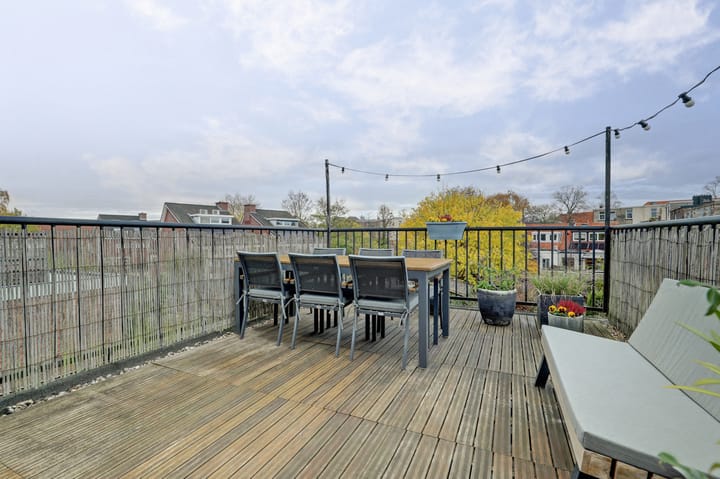 Photo 52 of Tooropstraat 195