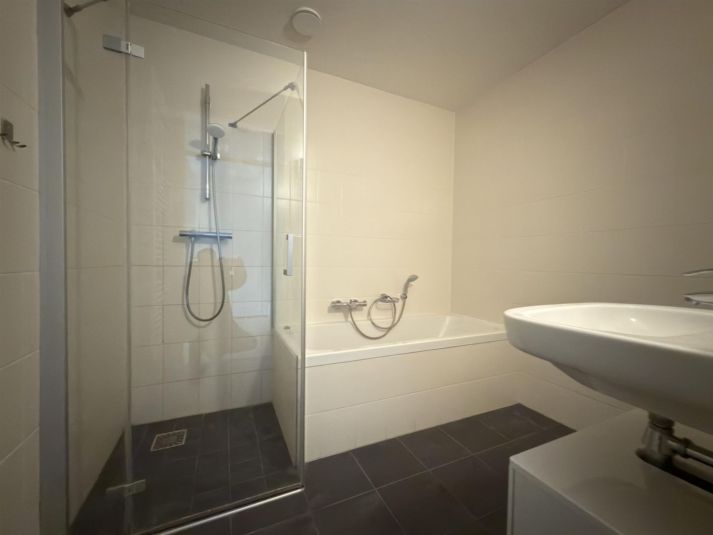 Photo 20 of Colombo Bastion 16