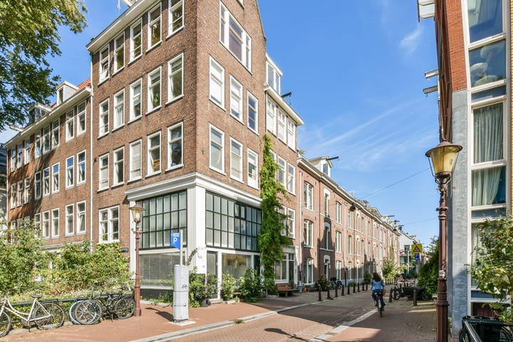 Photo 4 of Anjeliersstraat 400