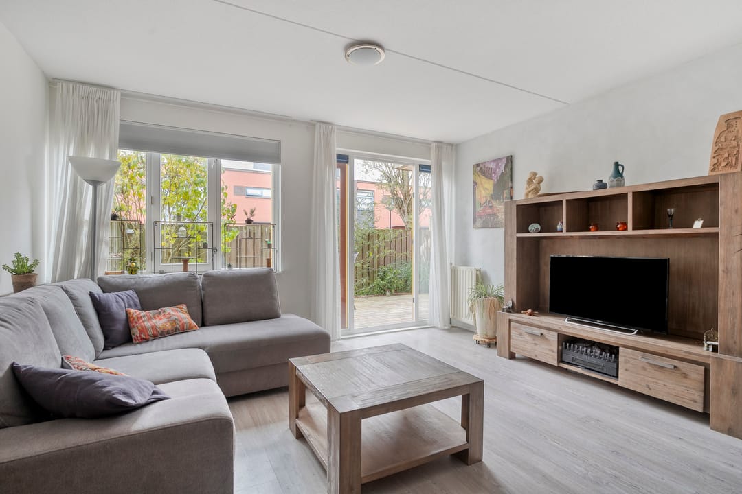 Photo 2 of Scharlakenstraat 40