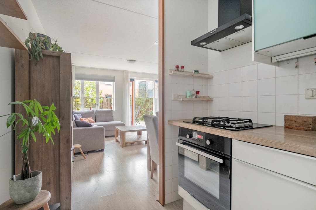 Photo 17 of Scharlakenstraat 40