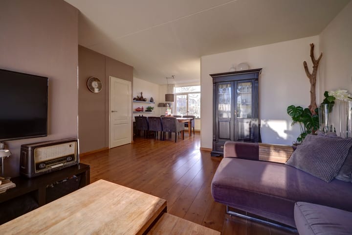 Photo 2 of Wilgestraat 8