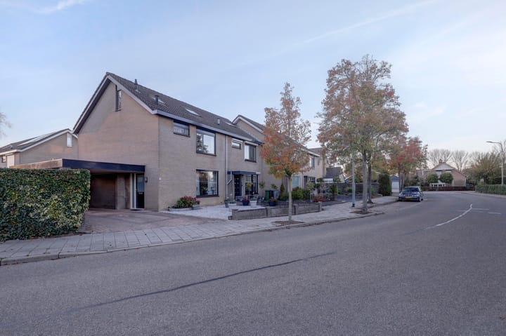 Photo 5 of Wilgestraat 8