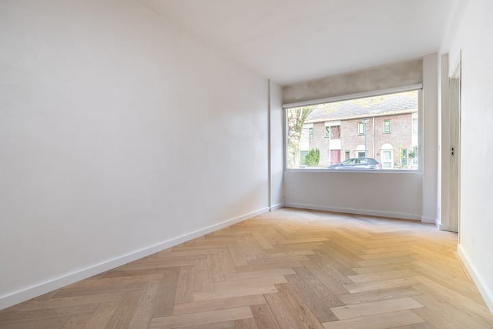 Foto 11 van Distelveld 12