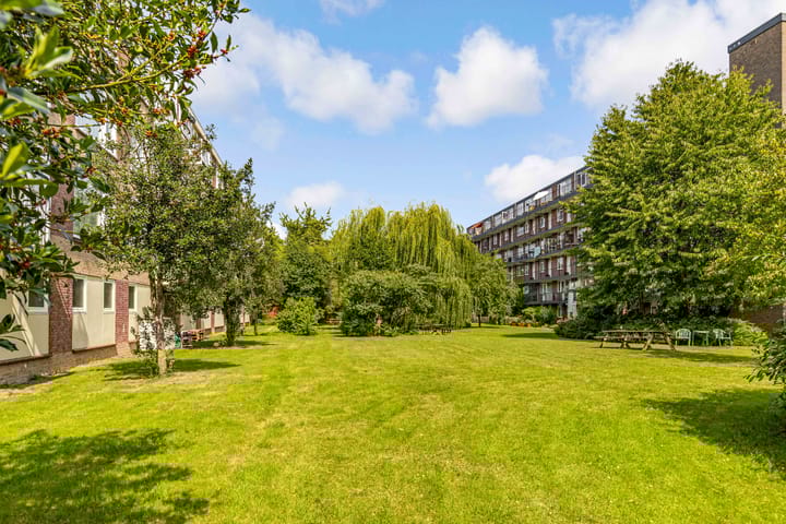 Foto 43 van Barnsteenlaan 33-1