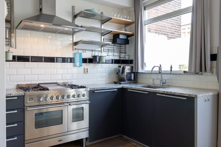 Photo 11 of Schiebroeksestraat 10