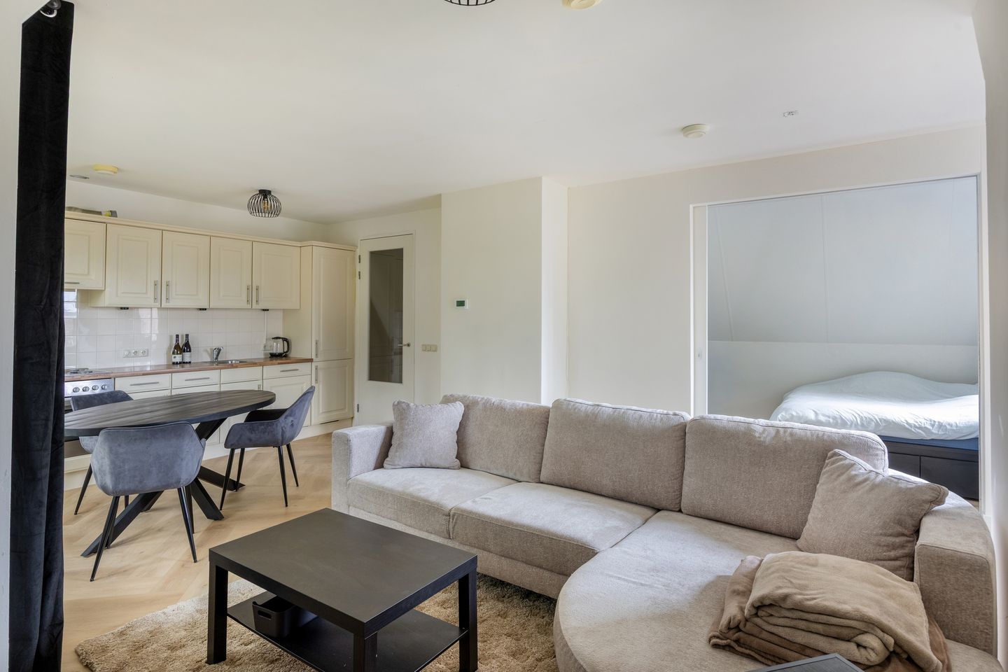 Photo 4 of Prof. Lorentzlaan 1-E