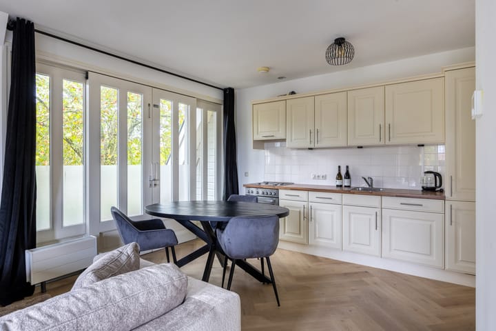 Photo 6 of Prof. Lorentzlaan 1-E