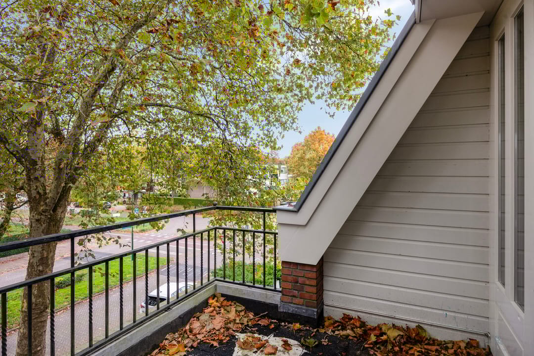 Photo 16 of Prof. Lorentzlaan 1-E