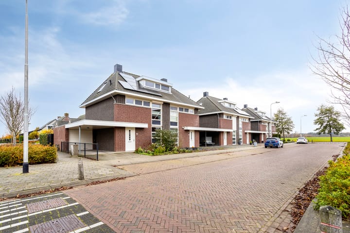 Photo 25 of Alexander de Grotestraat 47