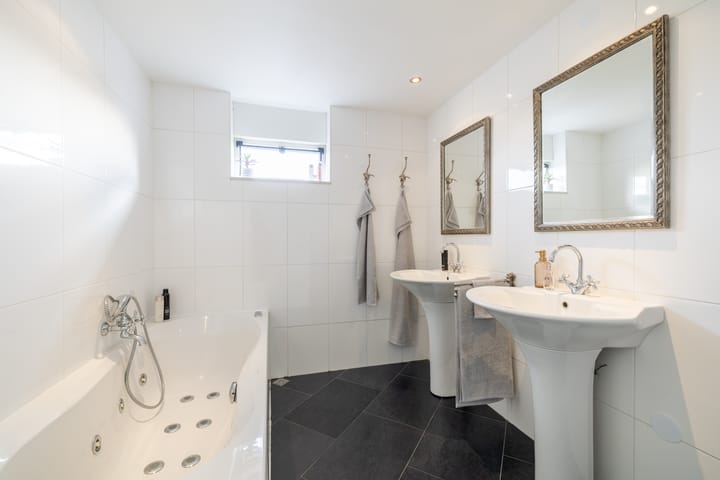 Foto 4 van Suezweg 40