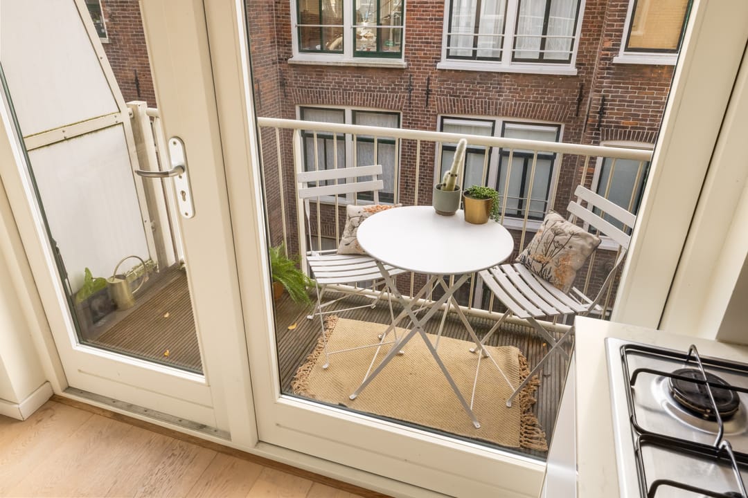 Photo 2 of Czaar Peterstraat 168-D