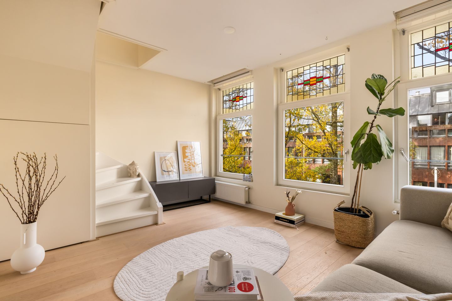 Photo 5 of Czaar Peterstraat 168-D