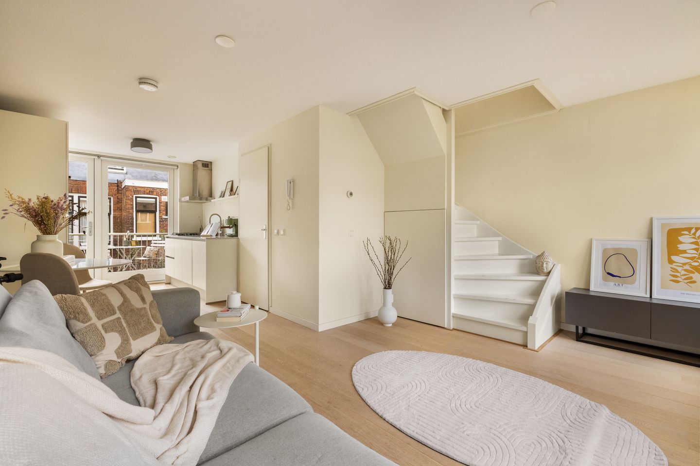 Photo 10 of Czaar Peterstraat 168-D