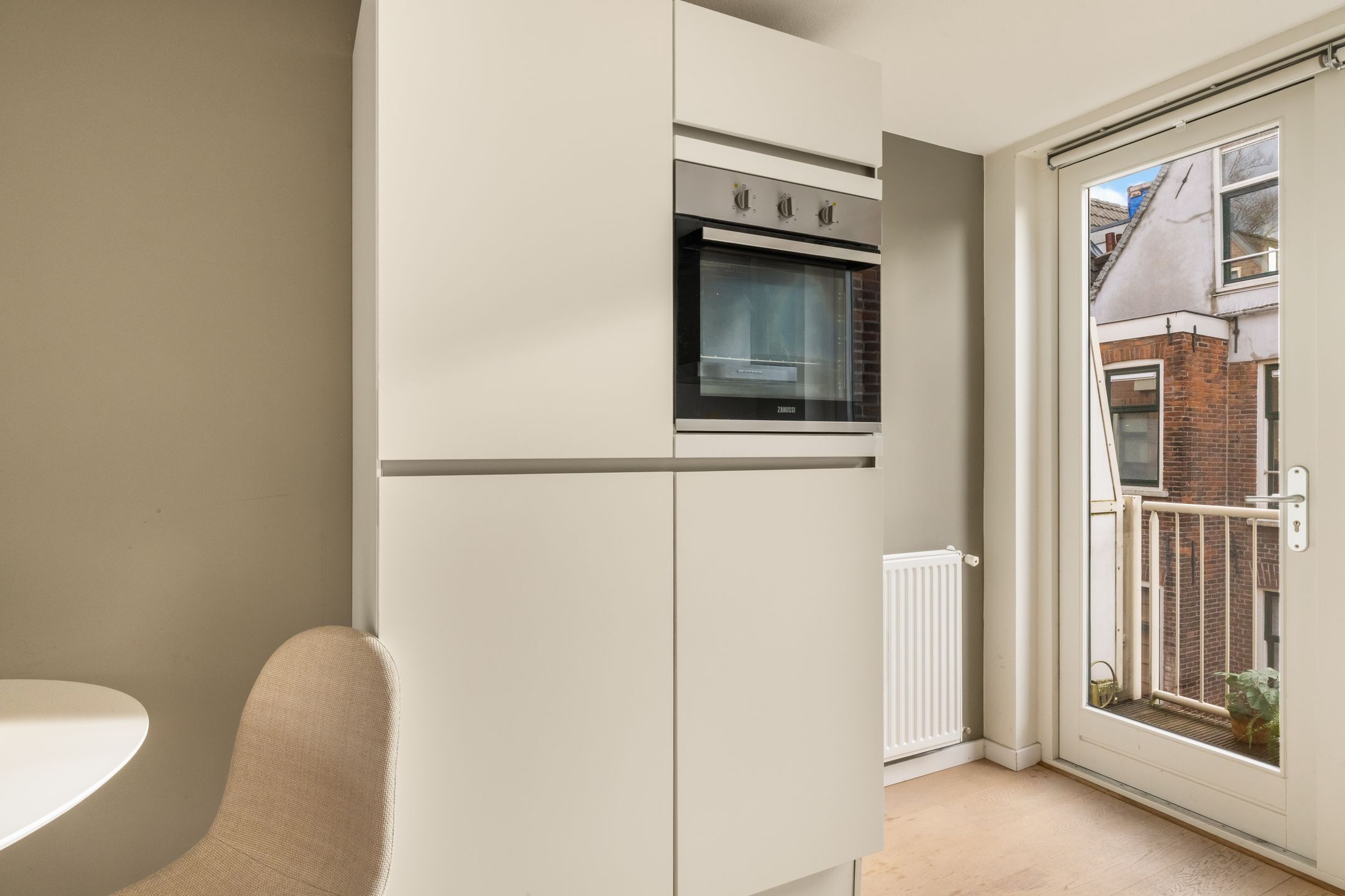 Photo 15 of Czaar Peterstraat 168-D