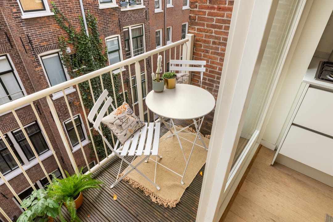 Photo 16 of Czaar Peterstraat 168-D