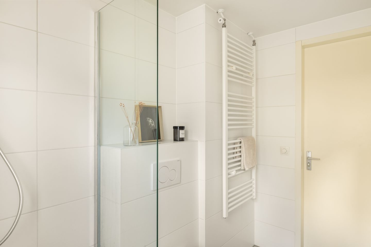 Photo 19 of Czaar Peterstraat 168-D